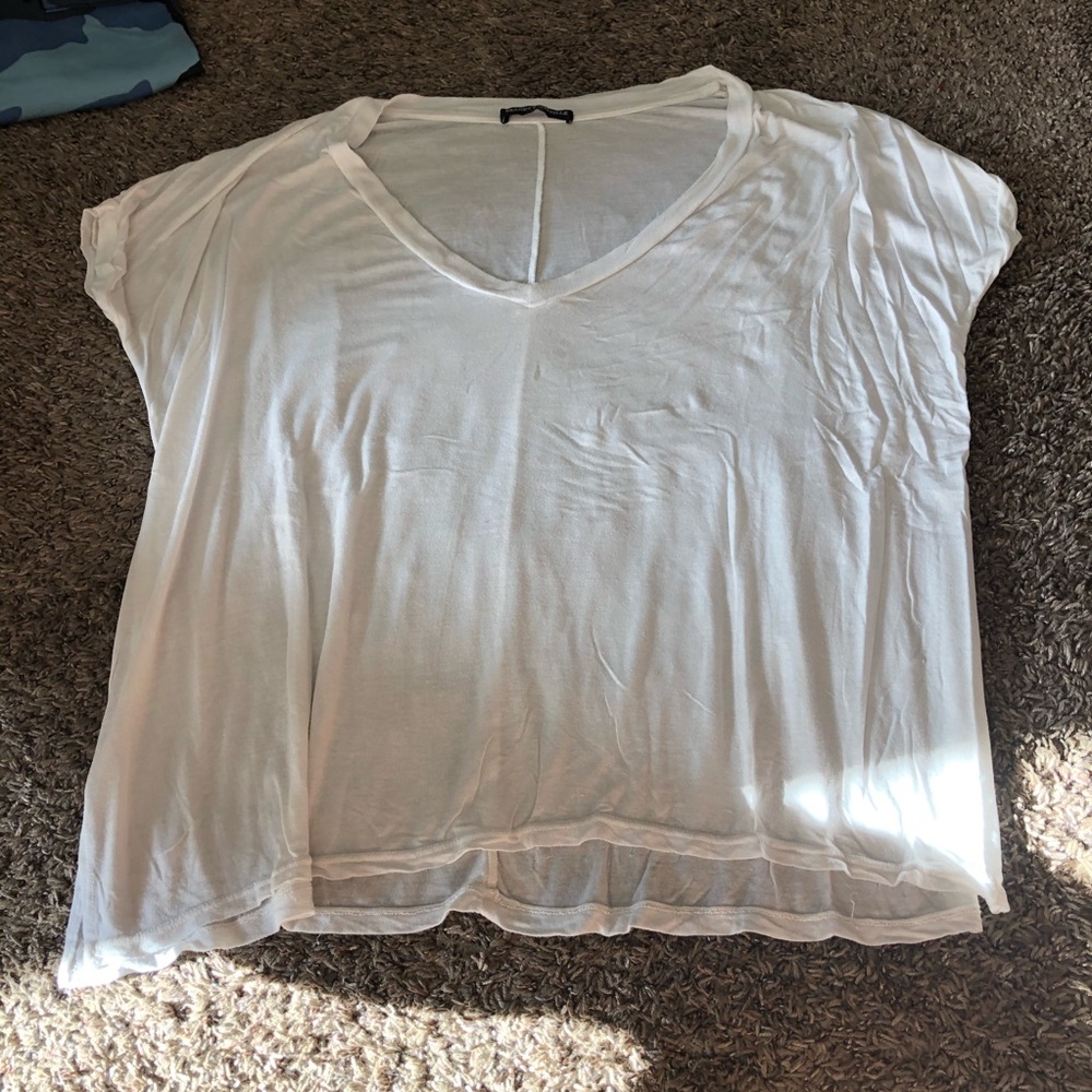 white brandy melville tee shirt